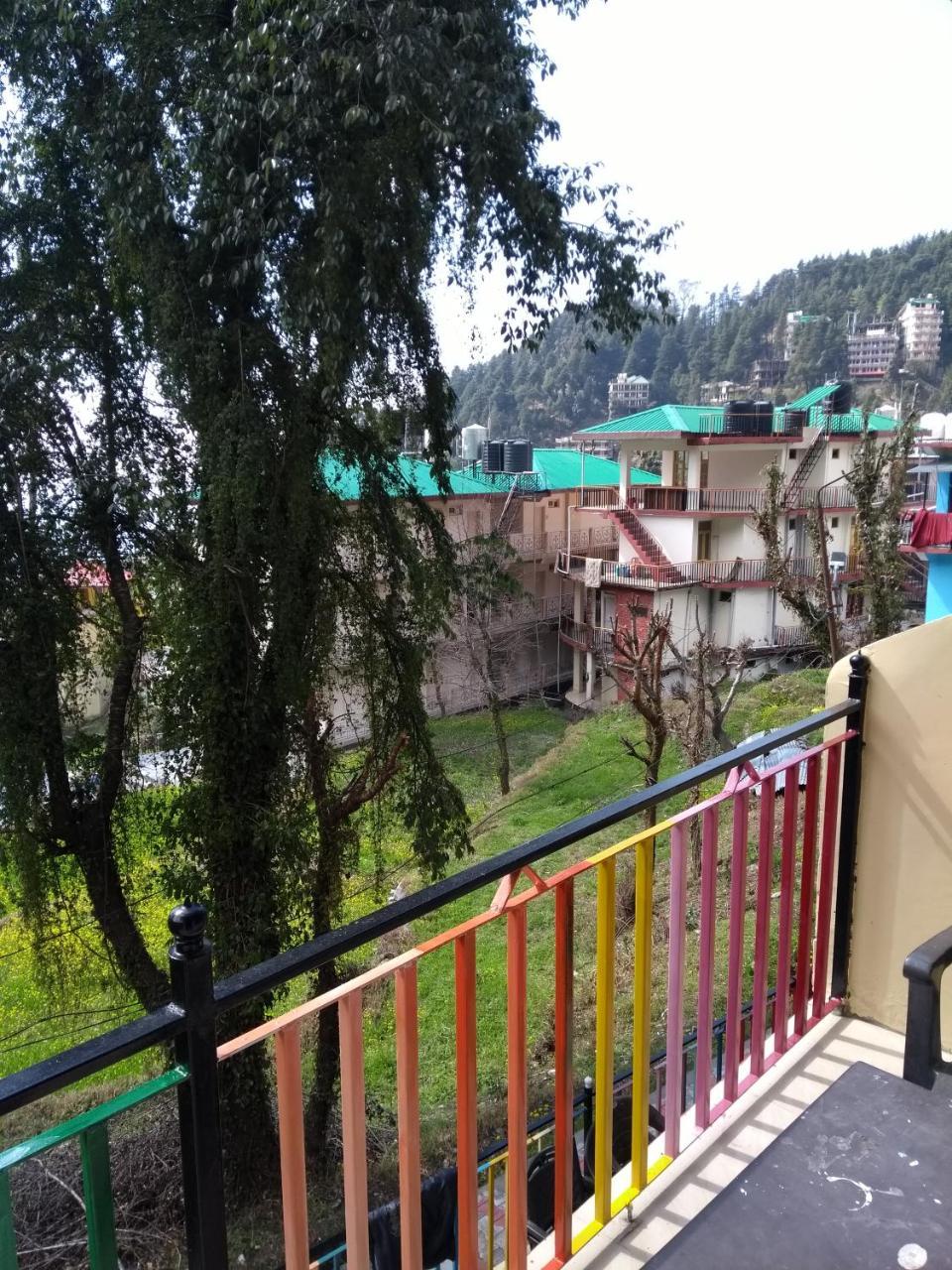 La Vaca India Mcleodganj Hostel McLeod Gandzs Kültér fotó