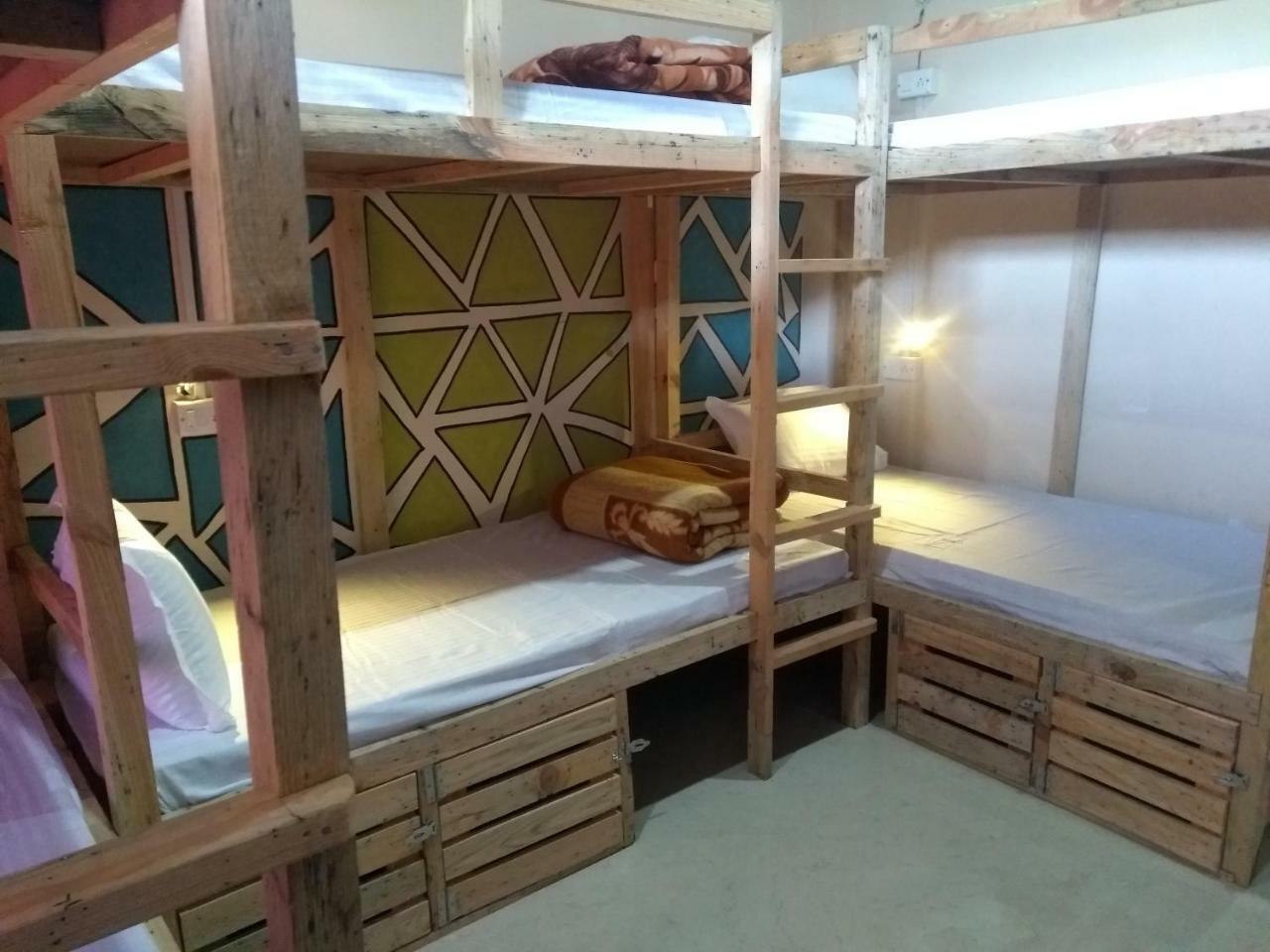 La Vaca India Mcleodganj Hostel McLeod Gandzs Kültér fotó