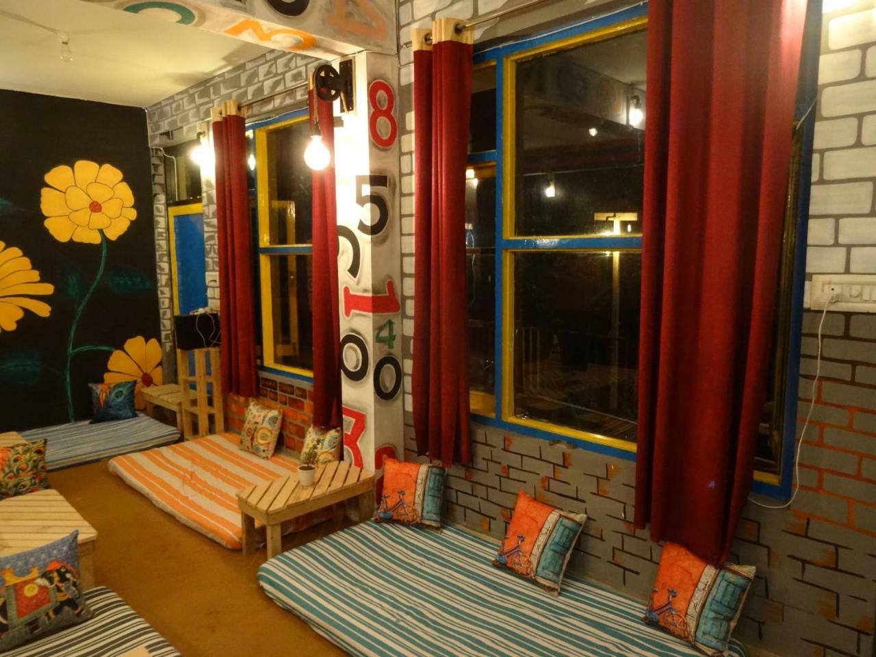La Vaca India Mcleodganj Hostel McLeod Gandzs Kültér fotó