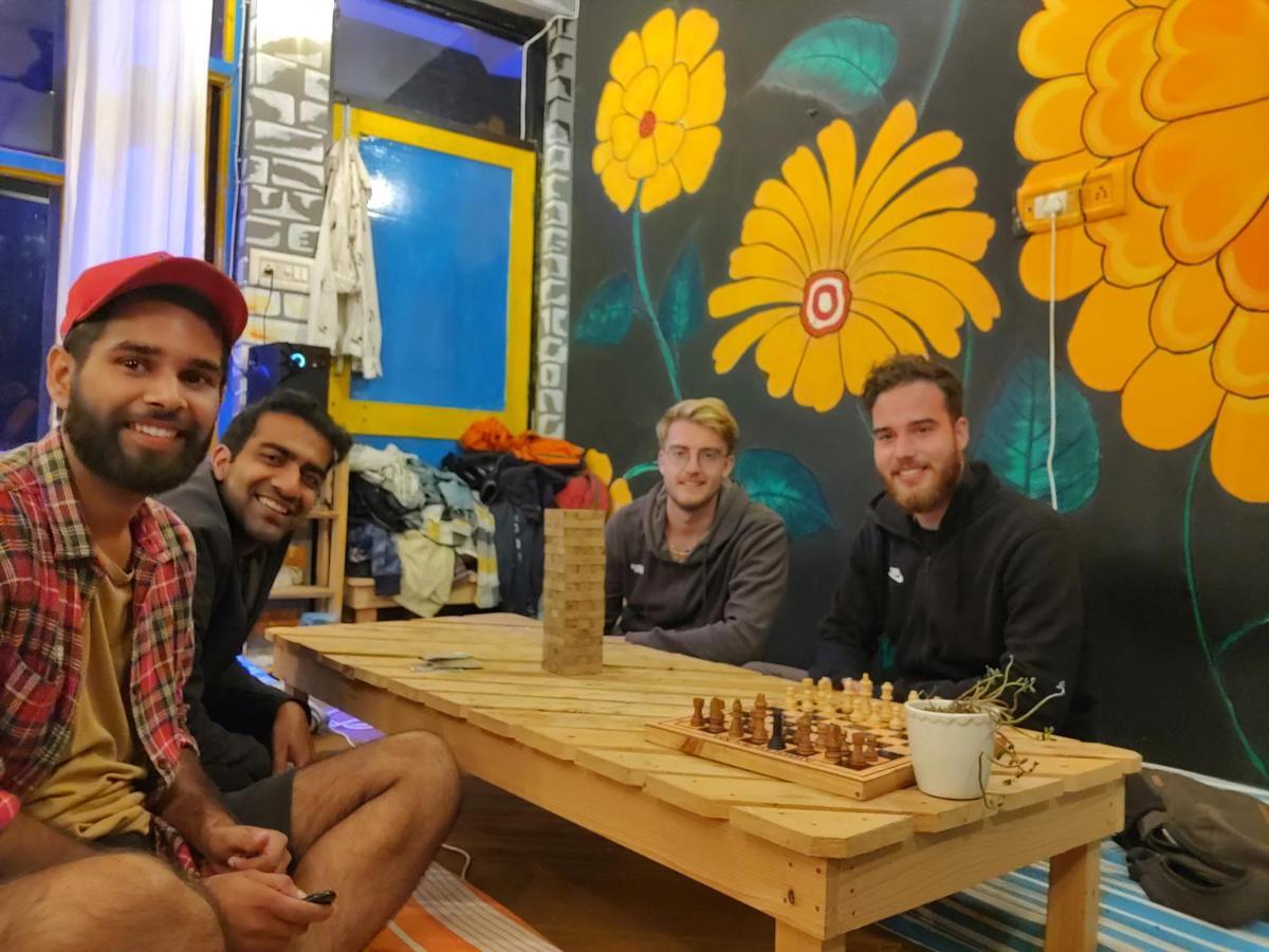 La Vaca India Mcleodganj Hostel McLeod Gandzs Kültér fotó